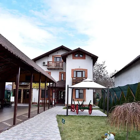 Pensiunea Dely_cios Casa de hóspedes 3*